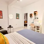 公寓 Timeless 2 Bedroom - Haven In The Historic Heart
