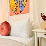 Timeless 2 Bedroom - Haven In The Historic Heart 公寓 布加勒斯特
