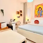 Timeless 2 Bedroom - Haven In The Historic Heart 公寓 布加勒斯特