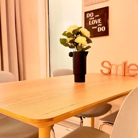 公寓 Timeless 2 Bedroom - Haven In The Historic Heart 布加勒斯特