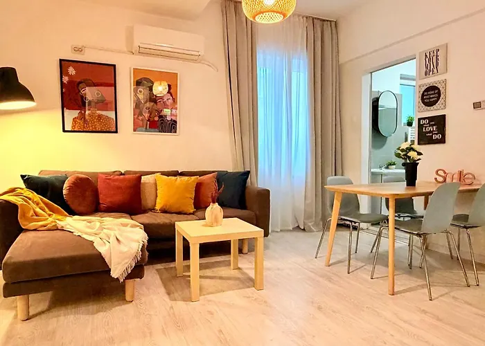 Timeless 2 Bedroom - Haven In The Historic Heart