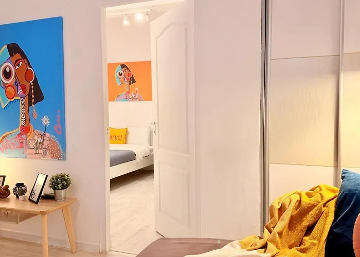 Timeless 2 Bedroom - Haven In The Historic Heart Bucharest