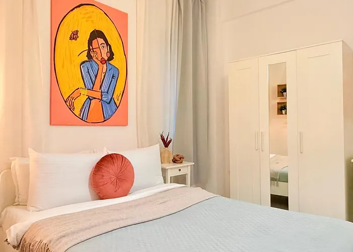 Timeless 2 Bedroom - Haven In The Historic Heart Apartment Bucharest