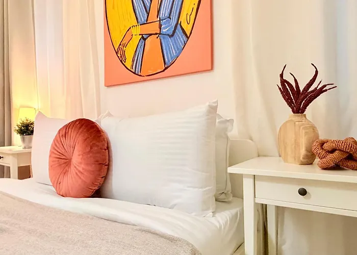 Timeless 2 Bedroom - Haven In The Historic Heart Apartment Bucharest