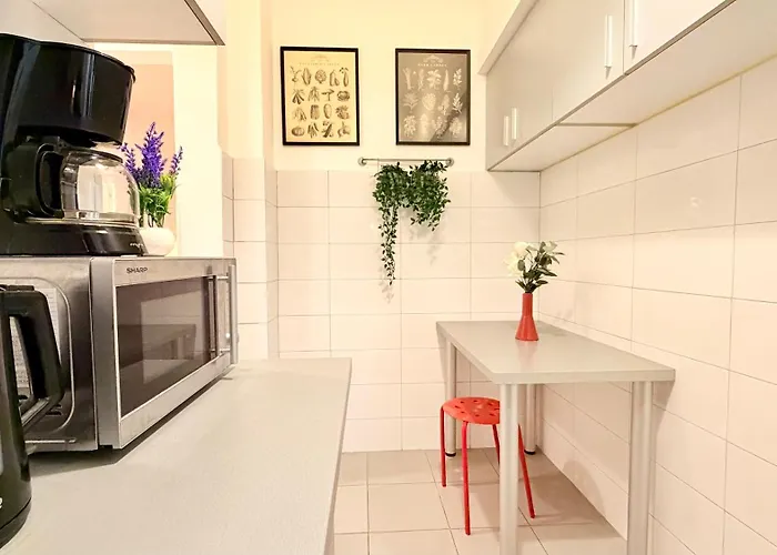 Timeless 2 Bedroom - Haven In The Historic Heart Apartment Bucharest
